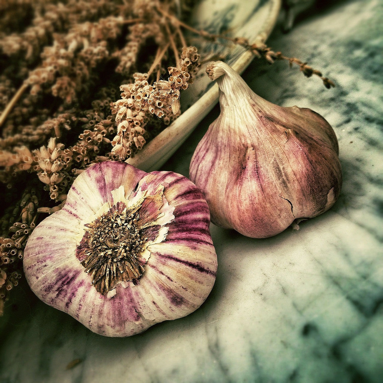 Surprising Health Benefits of Natural Garlic